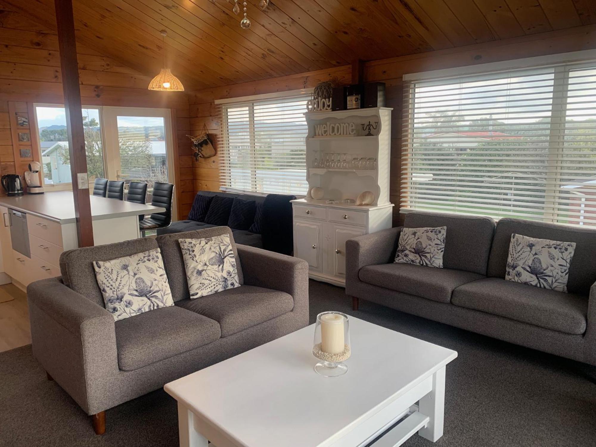 Beach Front Apartment Ohope Екстериор снимка